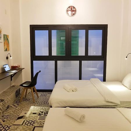 Timemark Travel Homestay & Hostel Ho Chi Minh City Exterior photo