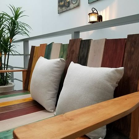 Timemark Travel Homestay & Hostel Ho Chi Minh City Exterior photo