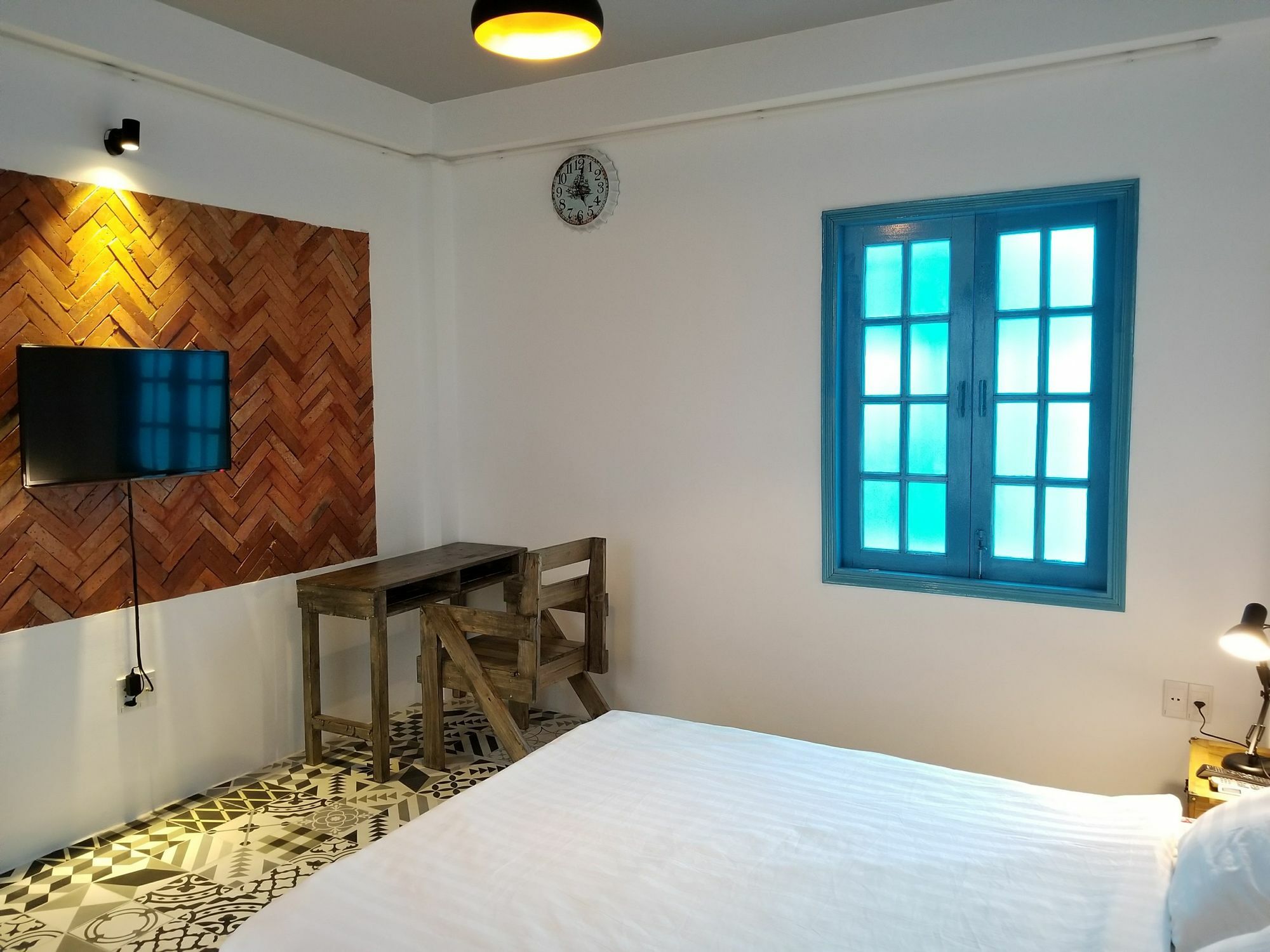 Timemark Travel Homestay & Hostel Ho Chi Minh City Exterior photo