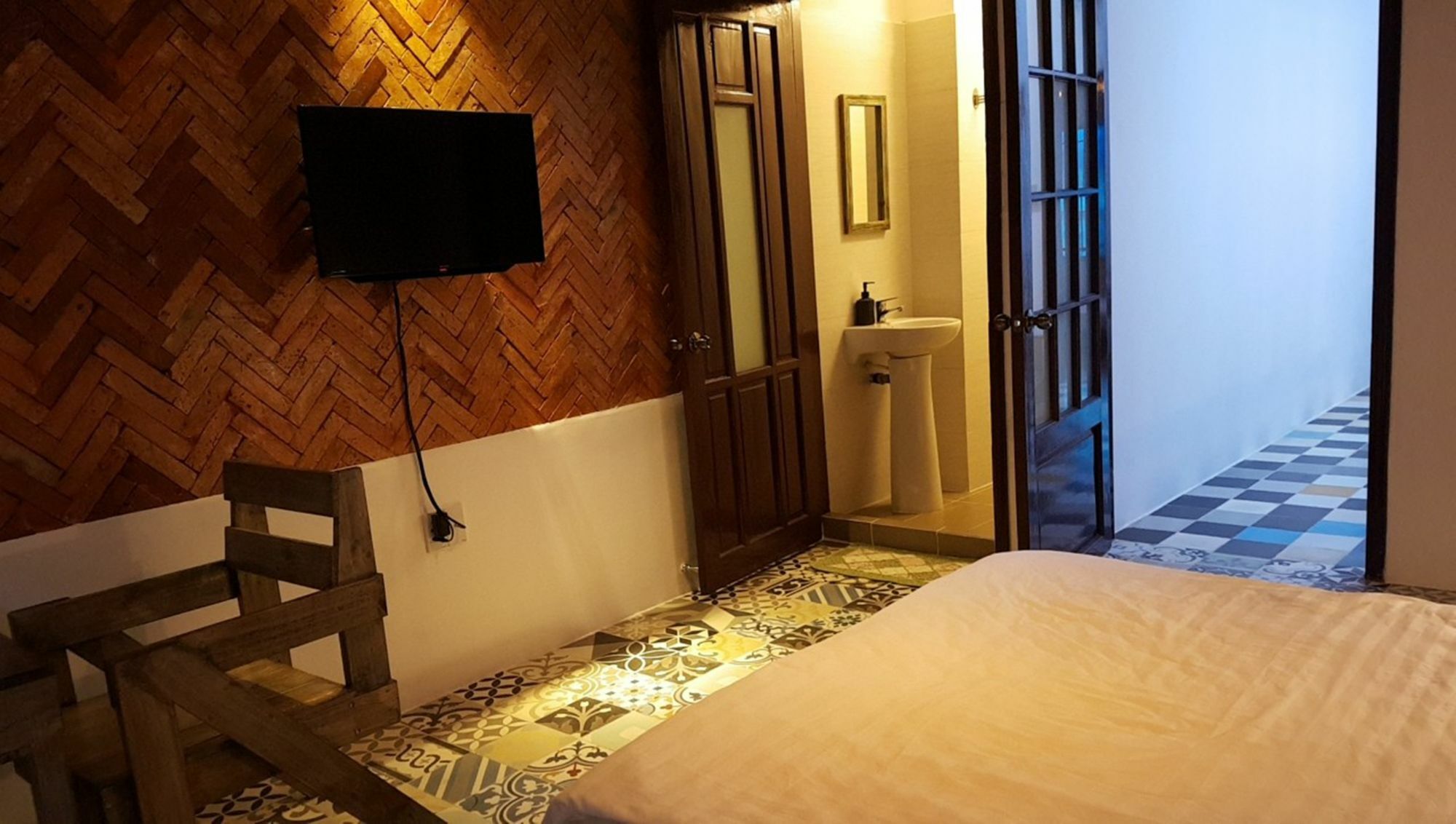 Timemark Travel Homestay & Hostel Ho Chi Minh City Exterior photo