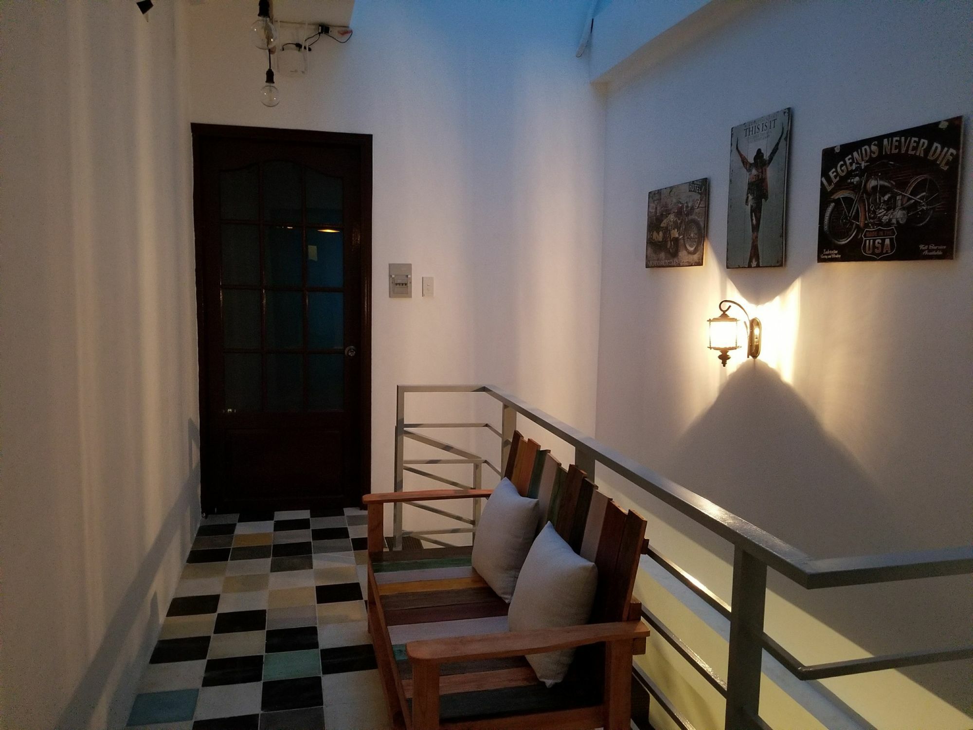 Timemark Travel Homestay & Hostel Ho Chi Minh City Exterior photo