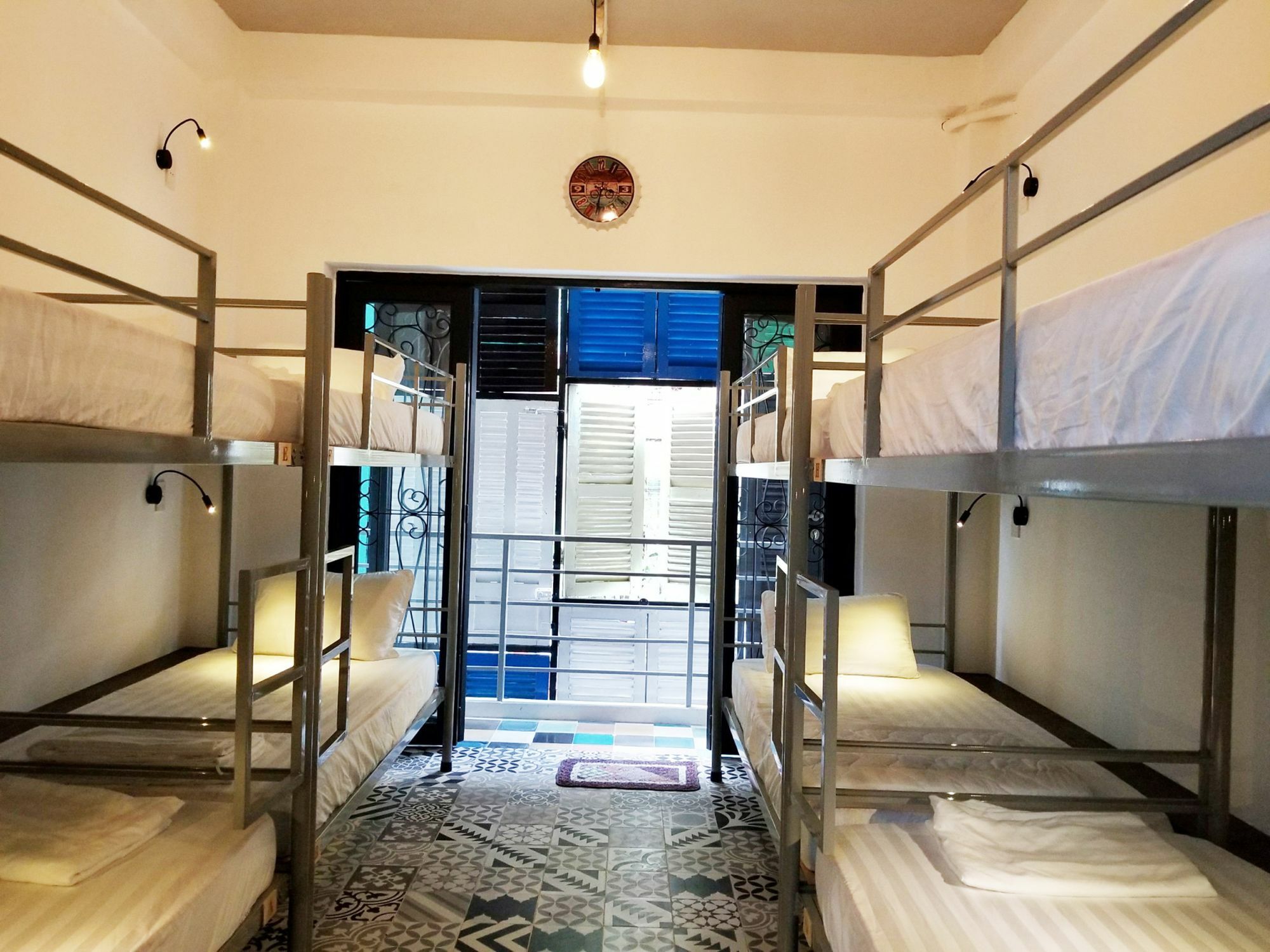 Timemark Travel Homestay & Hostel Ho Chi Minh City Exterior photo